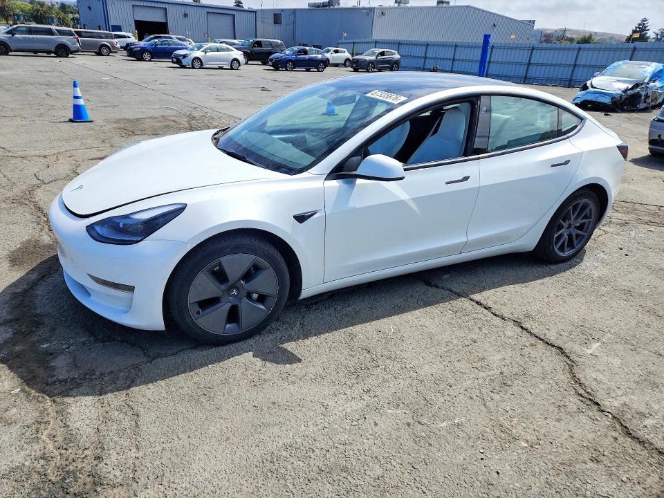2022 Tesla Model 3 VIN 5YJ3E1EA1NF330602 — COPART salvage auction photo