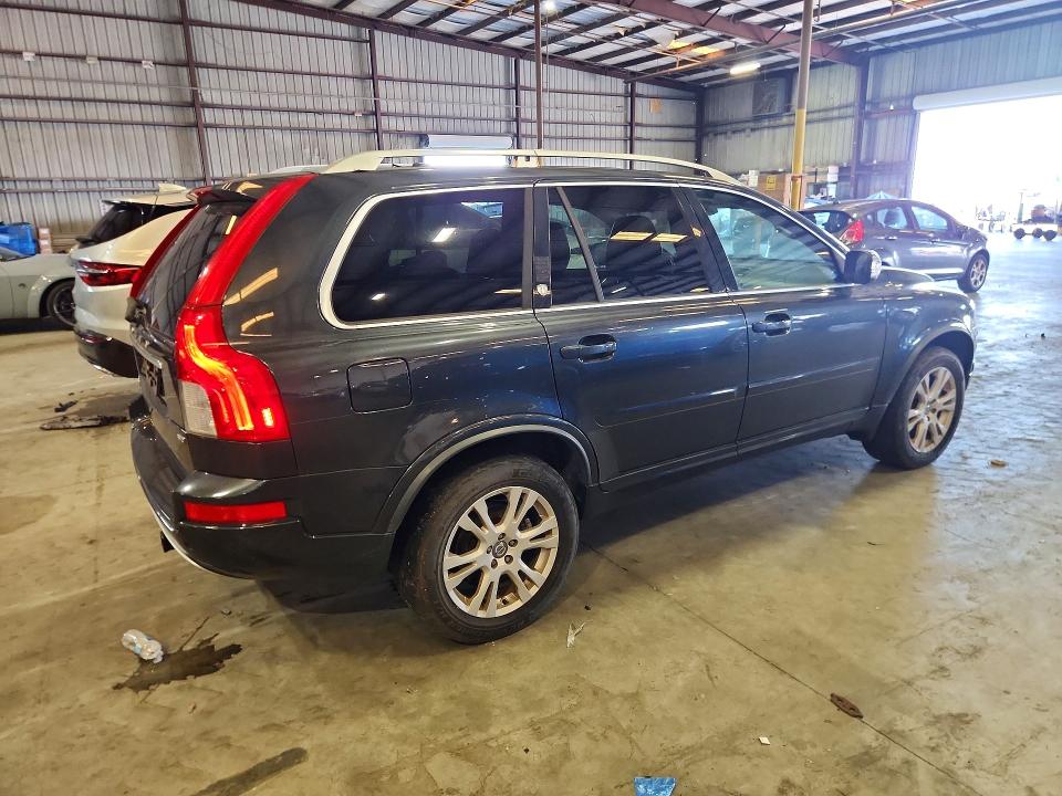 2013 Volvo Xc90 VIN YV4952CZ3D1661436 COPART salvage auction — MINOR DENT/SCRATCHES, Fl - Cert Of Title W/Slvg History, sold $700 on 2026-08-24 (photo 3)
