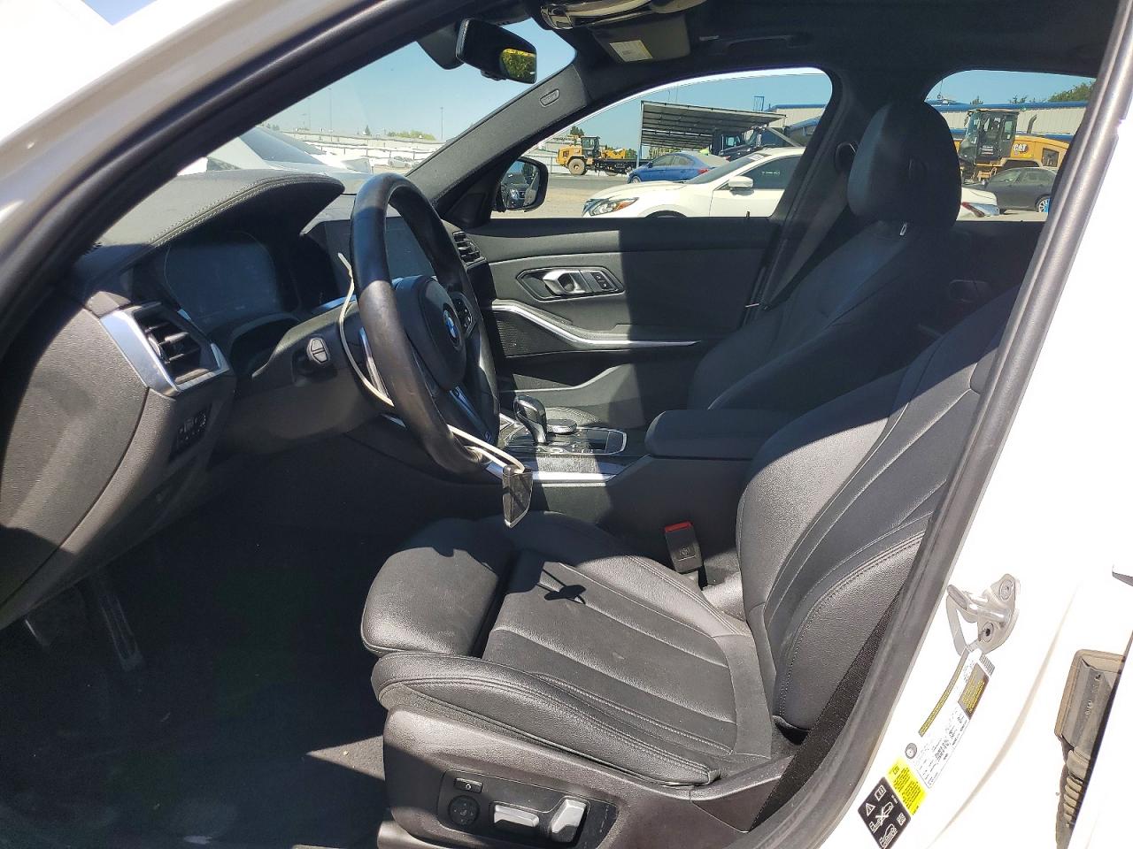 2021 BMW 3er VIN 3MW5R7J09M8B97942 COPART salvage auction — Front End, Sc - Salvage Title, sold $11,300 on 2026-09-24 (photo 7)