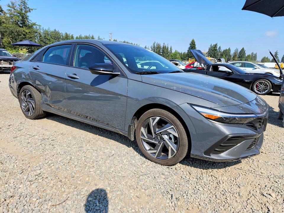 2025 Hyundai Elantra VIN KMHLM4DJ1SU160603 COPART salvage auction — SIDE, ID - CERT OF TITLE -REBUILT SALVAGE (P), sold $8,100 on 2026-08-25 (photo 4)