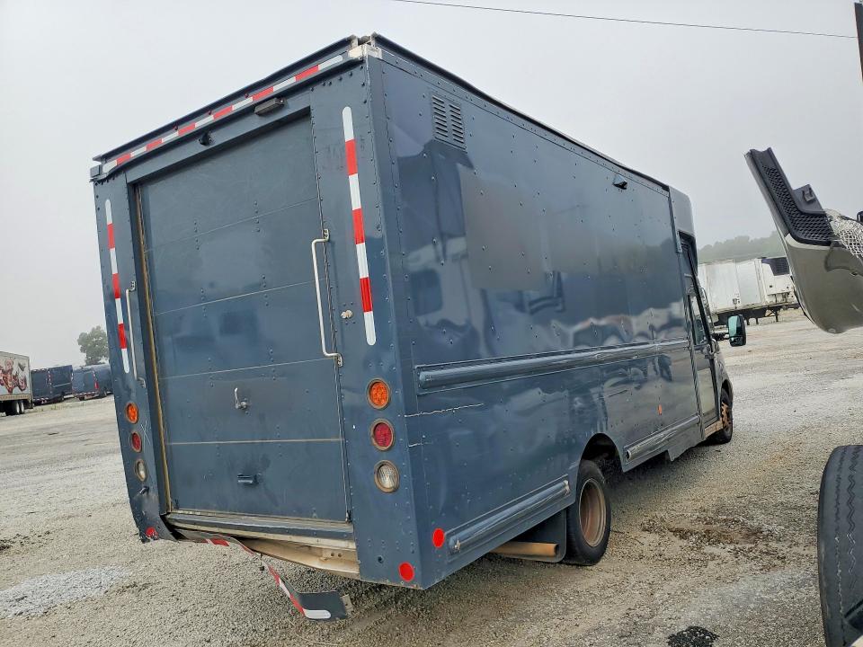2021 Ford Transit VIN 1FDDF6P86MKA69991 COPART salvage auction — REAR END, Ga - Cert Of Title-Salvage, sold $7,000 on 2026-09-05 (photo 3)