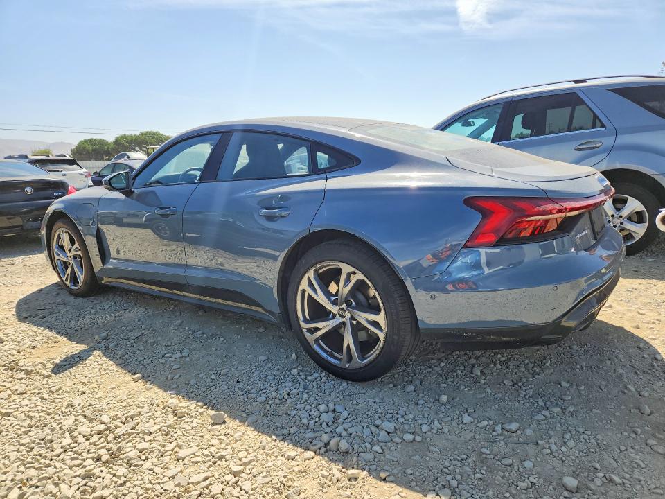 2022 Audi E-tron gt VIN WAUDJBFW4N7003873 COPART salvage auction — MINOR DENT/SCRATCHES, CA - SALVAGE CERTIFICATE, sold $27,750 on 2026-09-24 (photo 2)