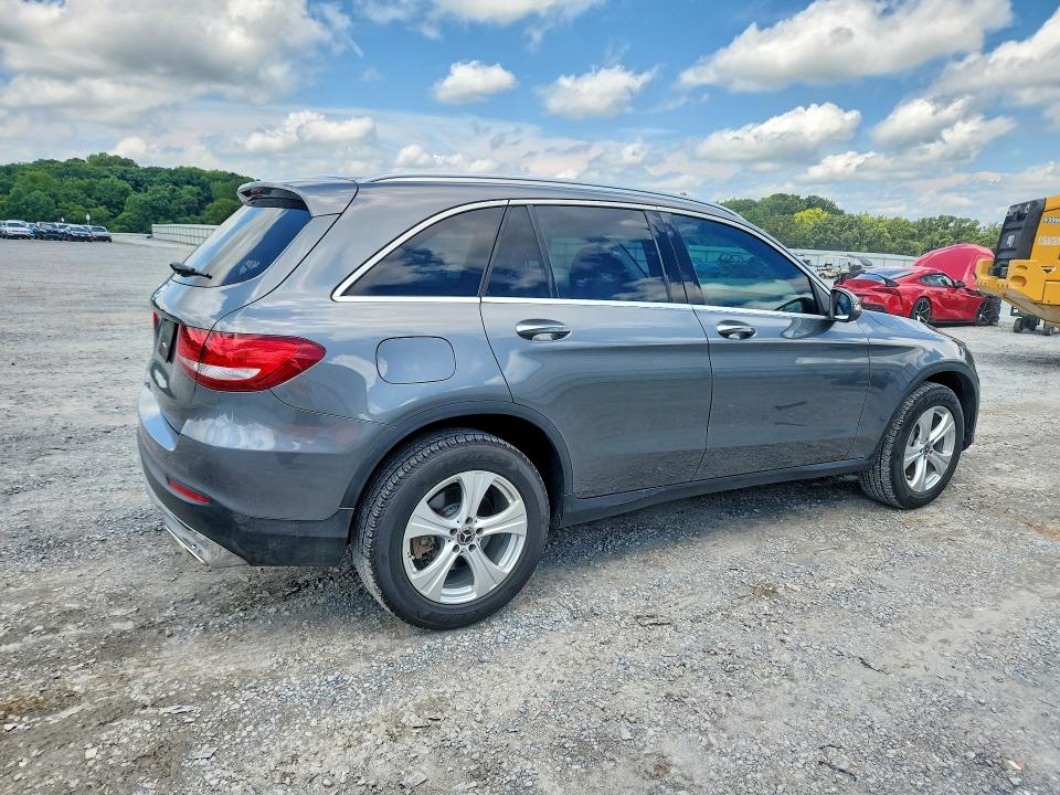2018 Mercedes-benz Glc VIN WDC0G4JB1JV018167 COPART salvage auction — REAR END, Nc - Salvage Certificate Of Title, sold $4,650 on 2026-08-12 (photo 3)