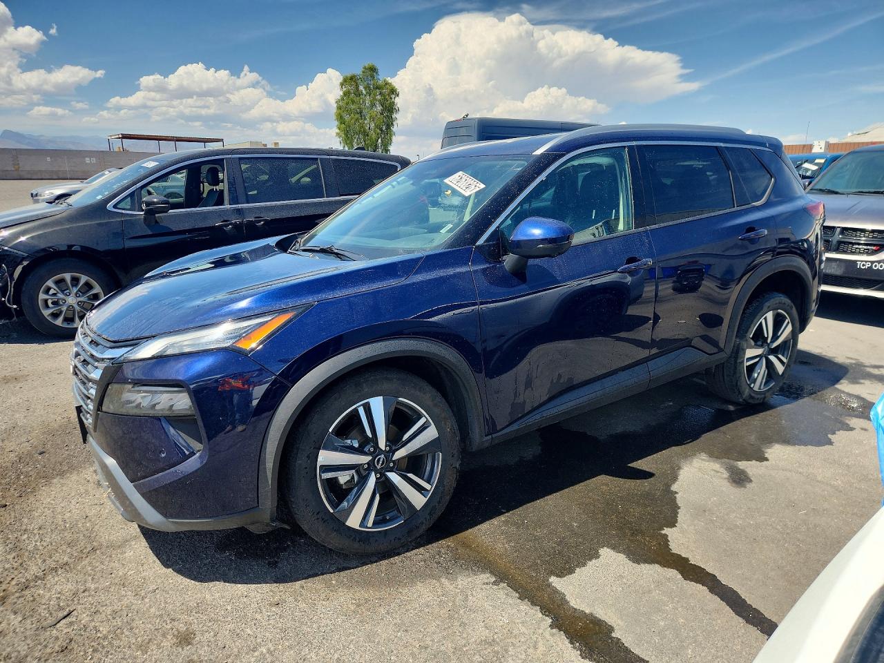 2026 Nissan Rogue VIN 5N1BT3CB6TC692634 — COPART salvage auction photo