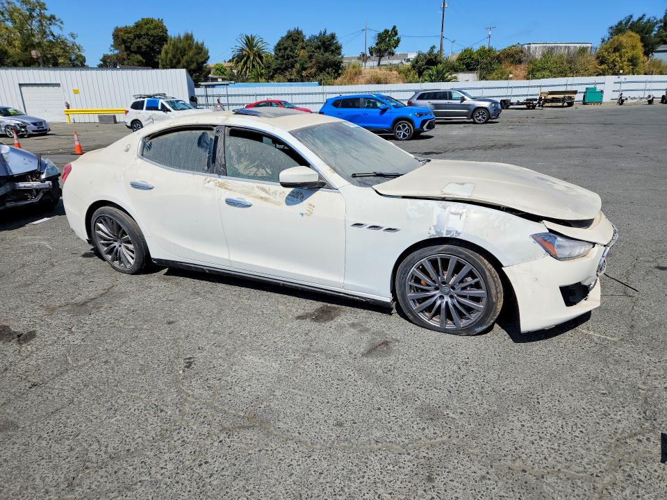 2018 Maserati Ghibli VIN ZAM57YSA8J1300480 COPART salvage auction — FRONT END, CA - DIS/DLR/EXP ONLY CLEAN TITLE, sold $20 on 2026-08-14 (photo 4)