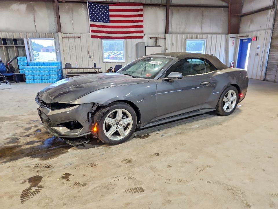 2026 Ford Mustang VIN 1FAGP8UH9T5122703 — COPART salvage auction photo