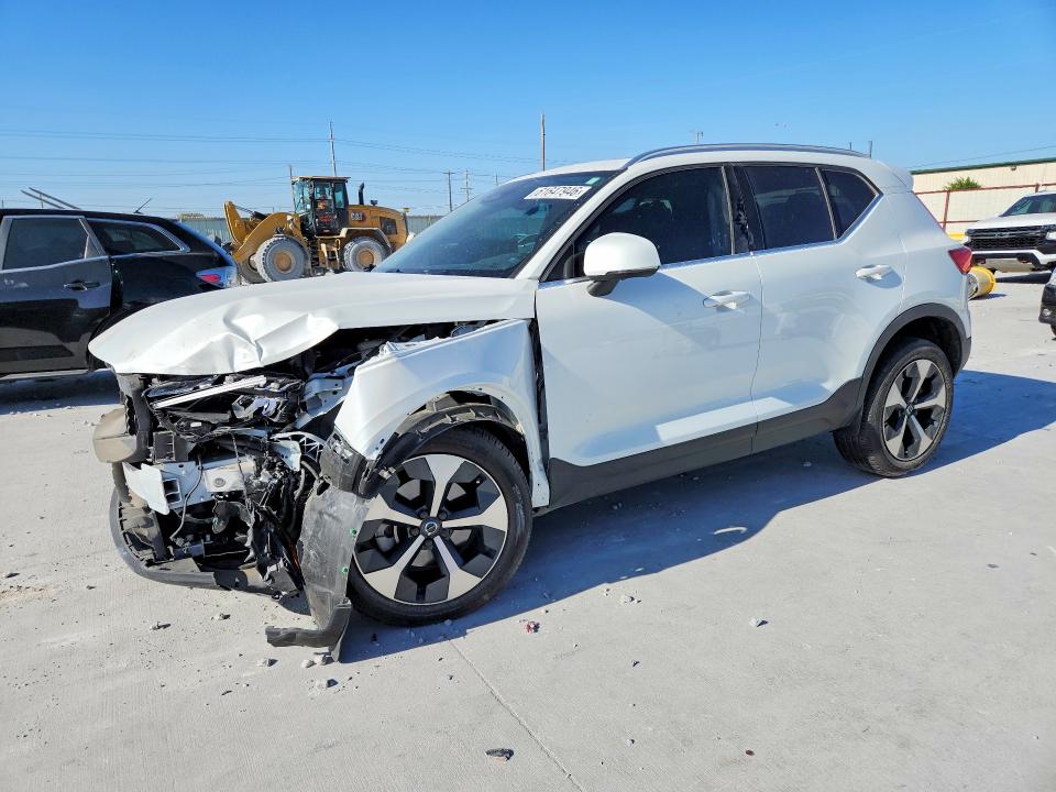 2023 Volvo Xc40 VIN YV4L12UN6P2931058 — COPART salvage auction photo