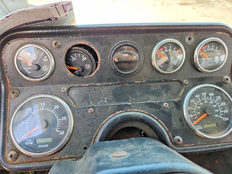 2011 Autocar Llc Xpeditor VIN 5VCACLLE8BH212852 COPART salvage auction — MINOR DENT/SCRATCHES, Nj - Clean Title Export Only, sold $1,550 on 2026-09-17 (photo 9)
