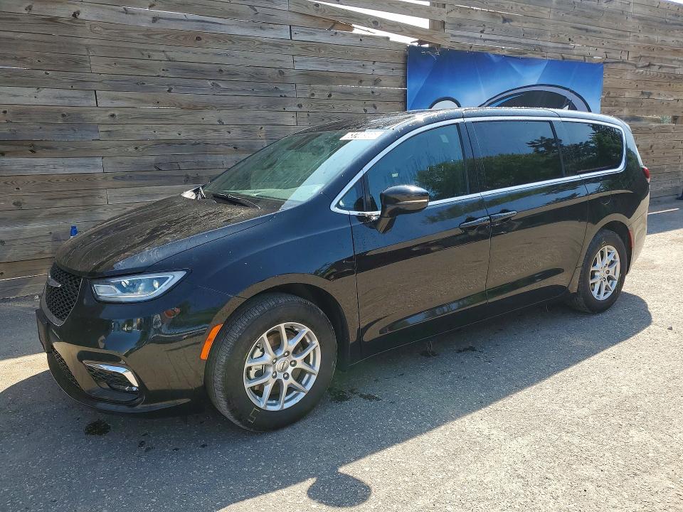 2025 Chrysler Pacifica VIN 2C4RC1BG5SR545537 COPART salvage auction — REAR END, CA - CERTIFICATE OF TITLE, sold $15,800 on 2026-08-19 (photo 1)
