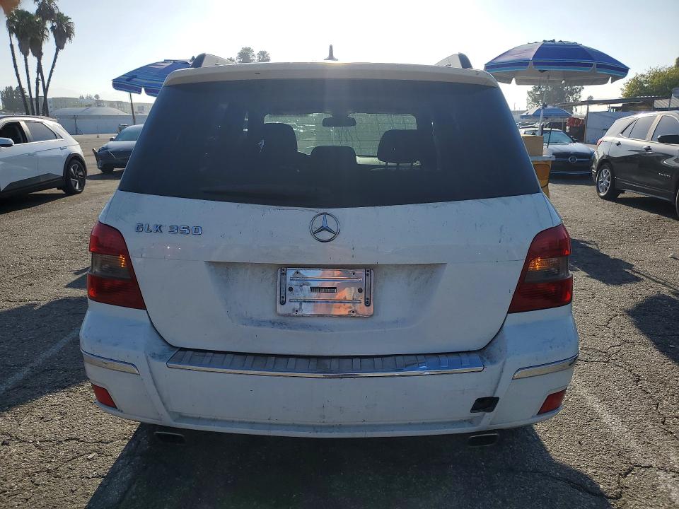 2010 Mercedes-benz Glk-class VIN WDCGG5GB3AF484219 COPART salvage auction — MINOR DENT/SCRATCHES, CA - DIS/DLR/EXP ONLY CLEAN TITLE, sold $900 on 2026-08-07 (photo 6)