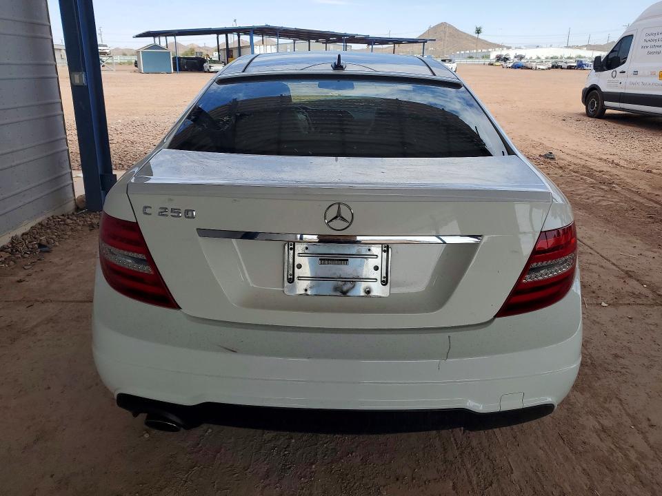 2013 Mercedes-benz C-klasse VIN WDDGJ4HB1DG036839 COPART salvage auction — FRONT END, Az - Cert Of Title - Salvage, sold $575 on 2026-08-13 (photo 6)