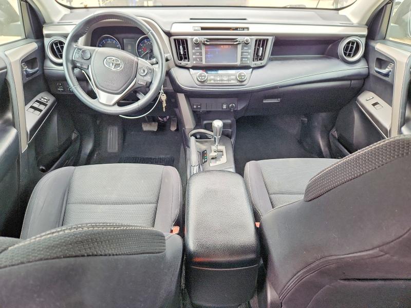2018 Toyota RAV 4 VIN 2T3WFREV8JW411242 COPART salvage auction — HAIL, Il - Salvage Certificate, sold $0 on 2026-09-16 (photo 8)