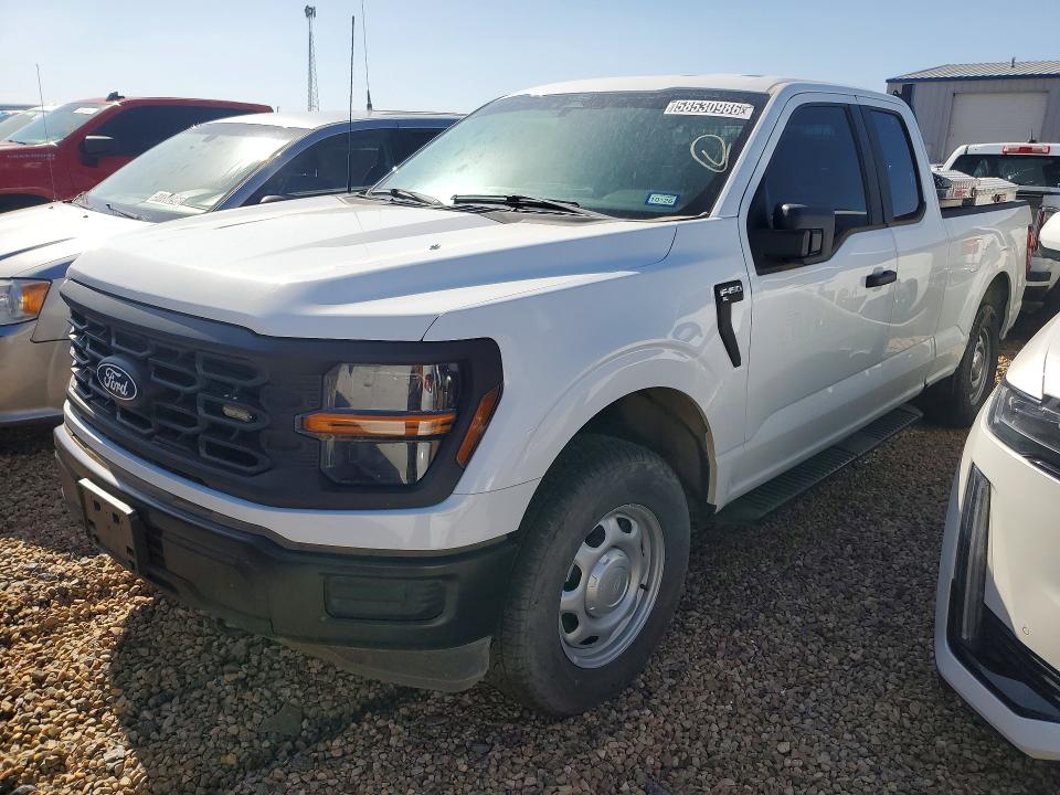 2024 Ford F-150 lightning VIN 1FTFX1L54RKD31426 — COPART salvage auction photo