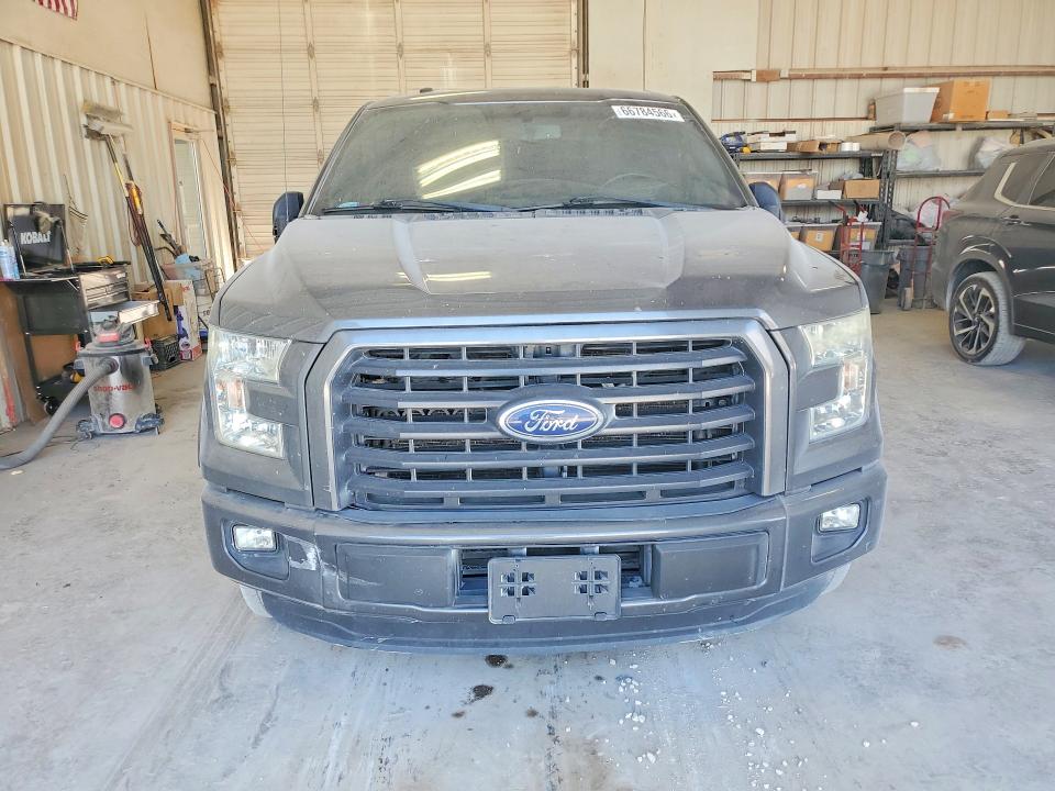 2016 Ford F-150 VIN 1FTEW1CP2GKD62977 COPART salvage auction — REAR END, Tx - Salvage Vehicle Title, sold $9,600 on 2026-09-04 (photo 5)