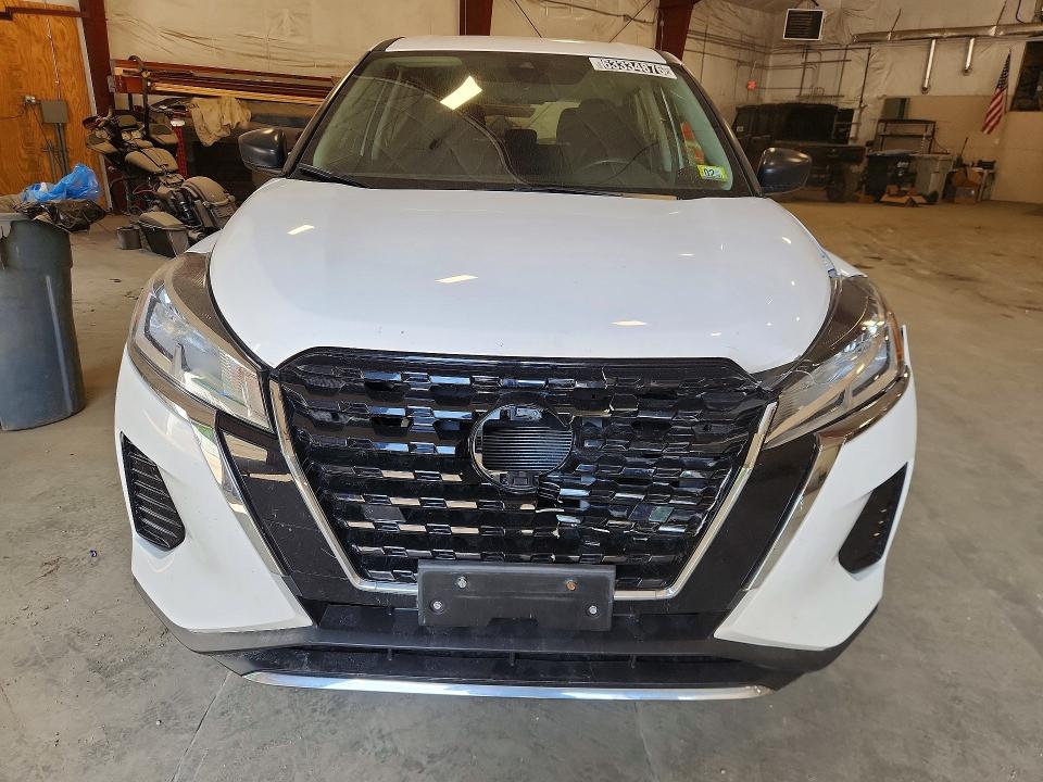 2024 Nissan Kicks VIN 3N1CP5BV2RL532268 COPART salvage auction — FRONT END, VT - CERTIFICATE OF TITLE, sold $7,800 on 2026-08-18 (photo 5)