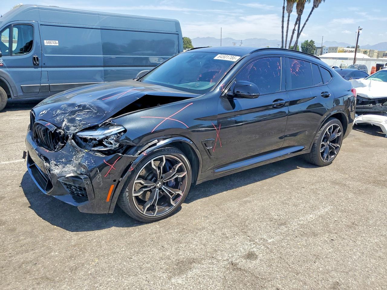 2020 BMW X4 VIN 5YMUJ0C02L9B63768 — COPART salvage auction photo