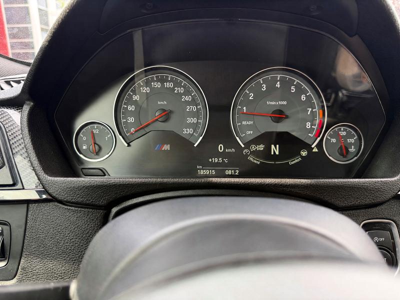 2015 BMW M4 VIN WBS3R9C51FK334378 COPART salvage auction — NORMAL WEAR, Ab - Bos - Active, sold $23,100 on 2026-09-01 (photo 8)