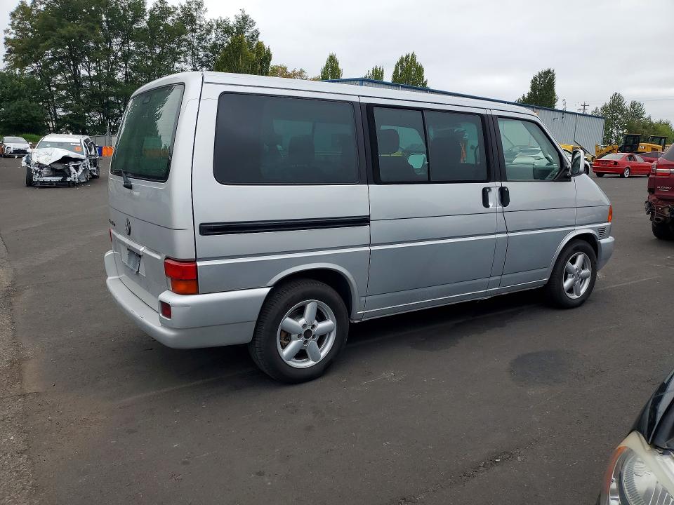 2003 Volkswagen Eurovan VIN WV2KB470X3H038634 COPART salvage auction — MINOR DENT/SCRATCHES, Tx - Salvage Vehicle Title, sold $2,200 on 2026-08-17 (photo 3)
