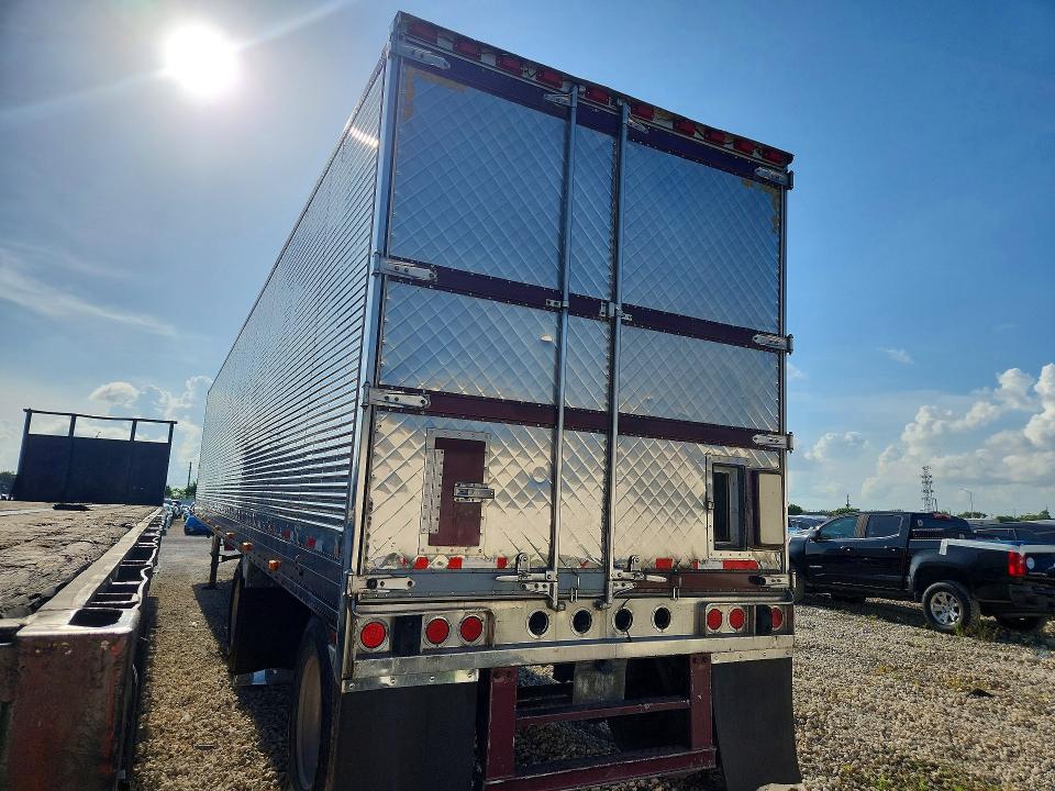 2004 Utility Dry van VIN 1UYVS24814M158018 COPART salvage auction — MINOR DENT/SCRATCHES, ME - CERTIFICATE OF TITLE, sold $300 on 2026-09-08 (photo 2)