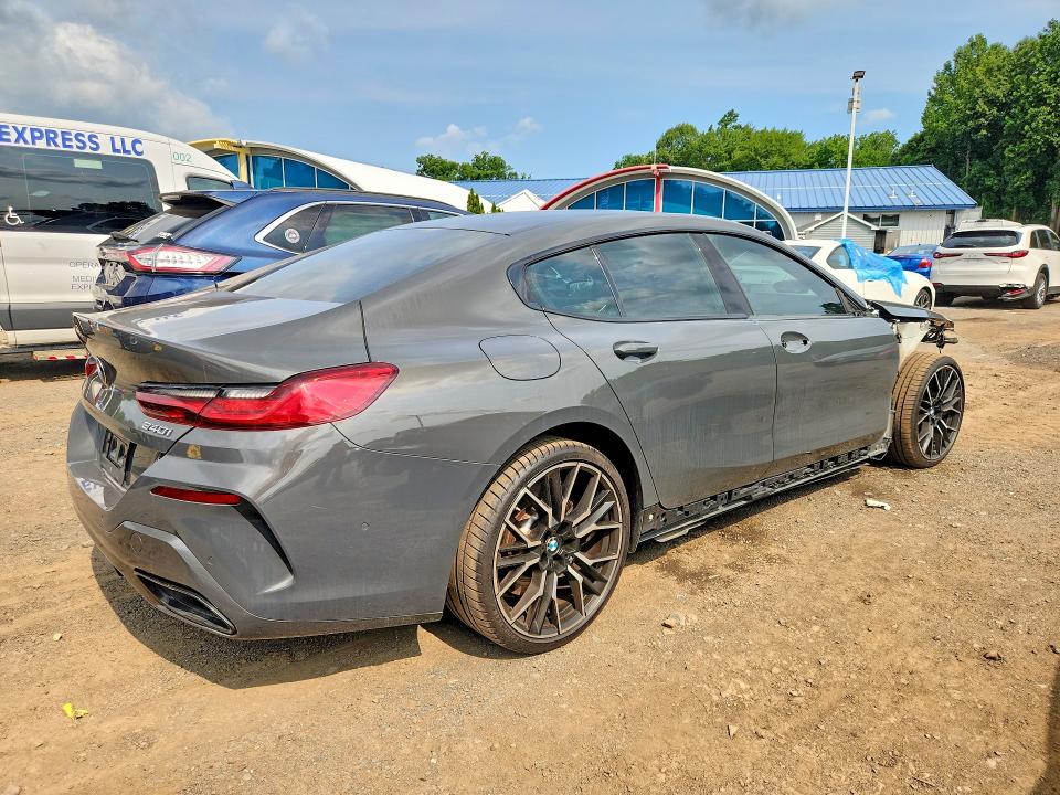 2024 BMW 8er VIN WBAGV2C06RCP13405 COPART salvage auction — FRONT END, Nc - Certificate Of Title (P), sold $36,500 on 2026-09-03 (photo 3)