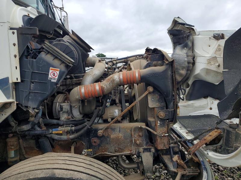 2014 Kenworth T370 VIN 2NKHHM7X1EM965805 COPART salvage auction — NORMAL WEAR, ON - PERMIT NO BRAND - UNFIT (P), sold $5,700 on 2026-09-08 (photo 7)