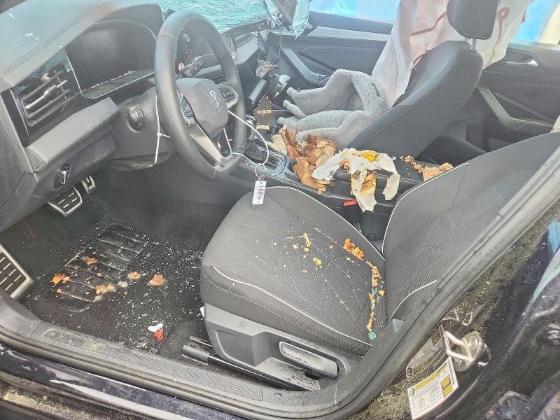 2025 Volkswagen Jetta VIN 3VWBX7BU1SM077566 COPART salvage auction — SIDE, Fl - Certificate Of Title, sold $525 on 2026-08-19 (photo 7)