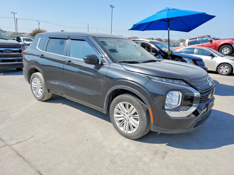 2022 Mitsubishi Outlander VIN JA4J3TA81NZ002757 COPART salvage auction — MINOR DENT/SCRATCHES, Tx - Certificate Of Title (P), sold $7,900 on 2026-08-19 (photo 4)