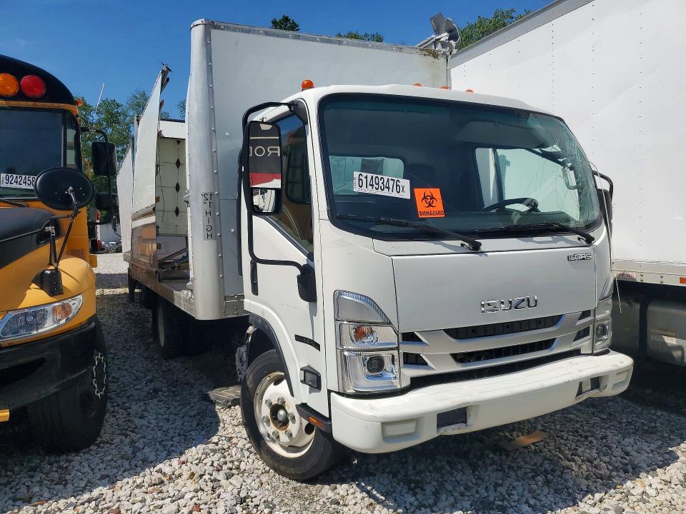 2023 Isuzu Npr hd VIN 54DC4W1D0PS201381 COPART salvage auction — ROLLOVER, Ma - Cert Of Title-Salvage, sold $4,050 on 2026-09-23 (photo 4)
