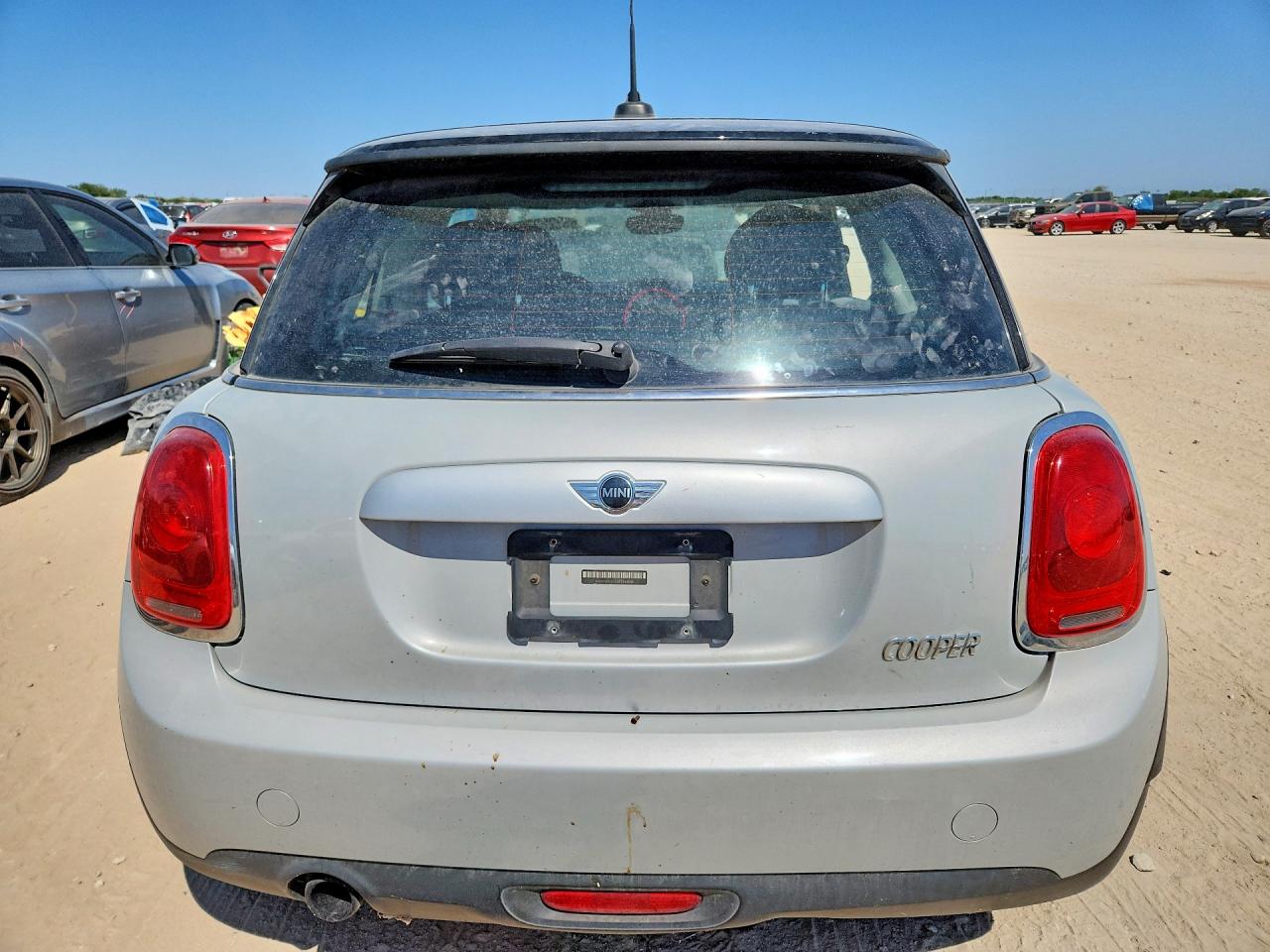 2015 Mini Cooper VIN WMWXM5C52FT942028 COPART salvage auction — Front End, TX - CERTIFICATE OF TITLE, sold $400 on 2026-09-03 (photo 6)