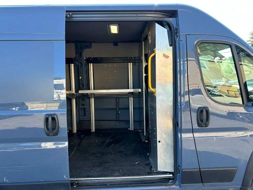 2019 Ram Promaster city VIN 3C6URVJG9KE558902 COPART salvage auction — MINOR DENT/SCRATCHES, Ny - Certificate Of Title, sold $8,600 on 2026-08-27 (photo 5)