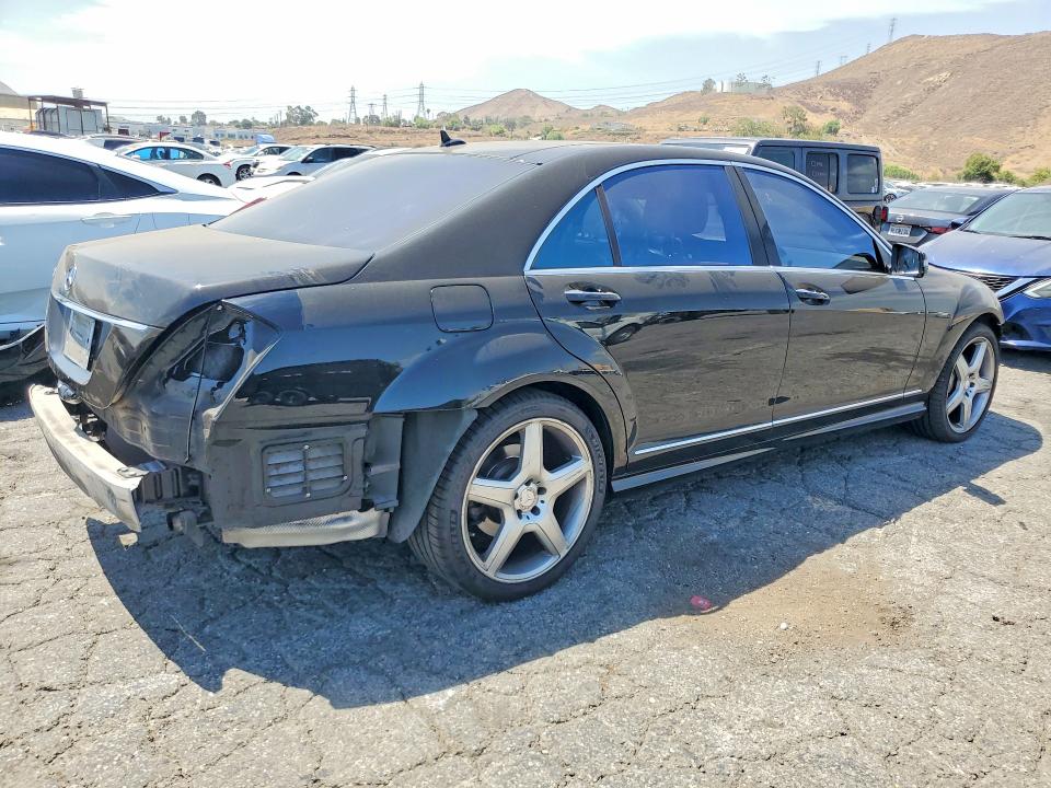 2011 Mercedes-benz S class VIN WDDNG7BB4BA373909 COPART salvage auction — FRONT END, CA - SALVAGE CERTIFICATE, sold $875 on 2026-08-20 (photo 3)
