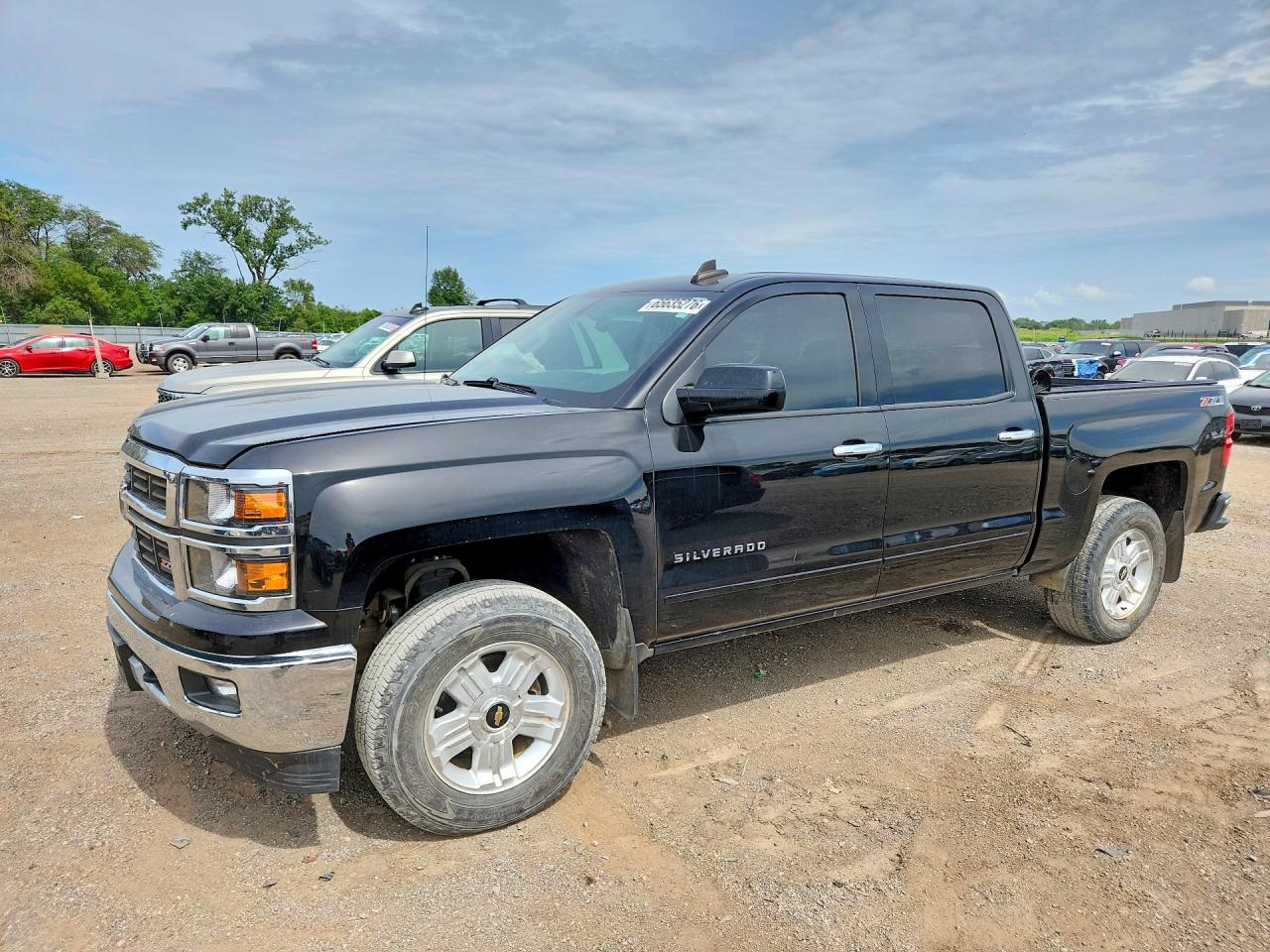 2015 Chevrolet Silverado 1500 VIN 3GCUKREC1FG492075 — COPART salvage auction photo