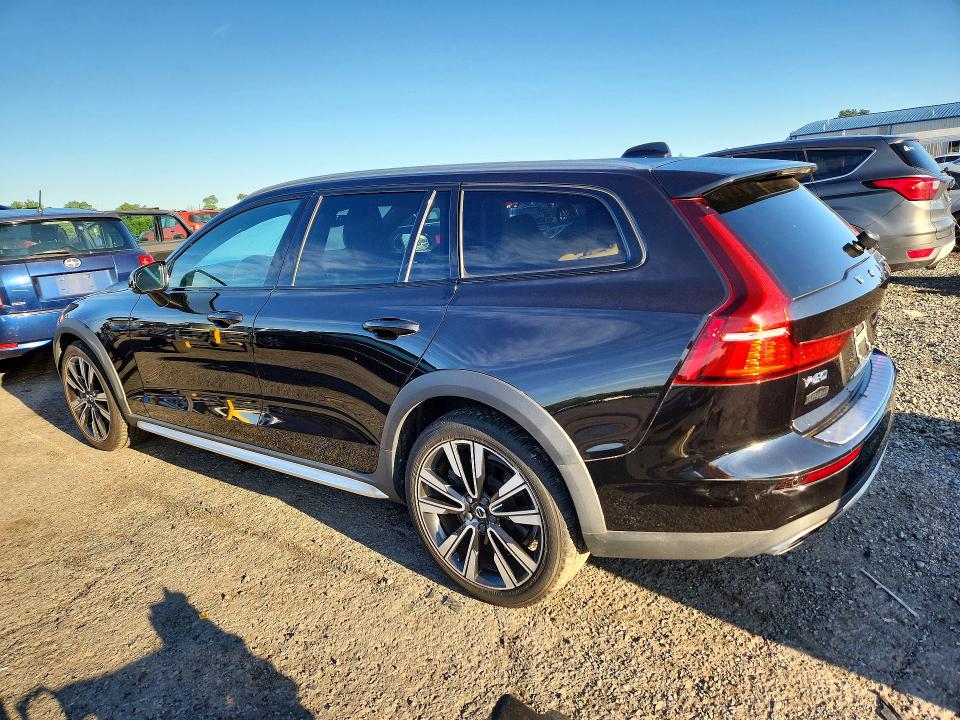 2020 Volvo V60 VIN YV4102WK4L1033393 COPART salvage auction — WATER/FLOOD, Pa - Certificate Of Salvage, sold $9,300 on 2026-08-07 (photo 2)