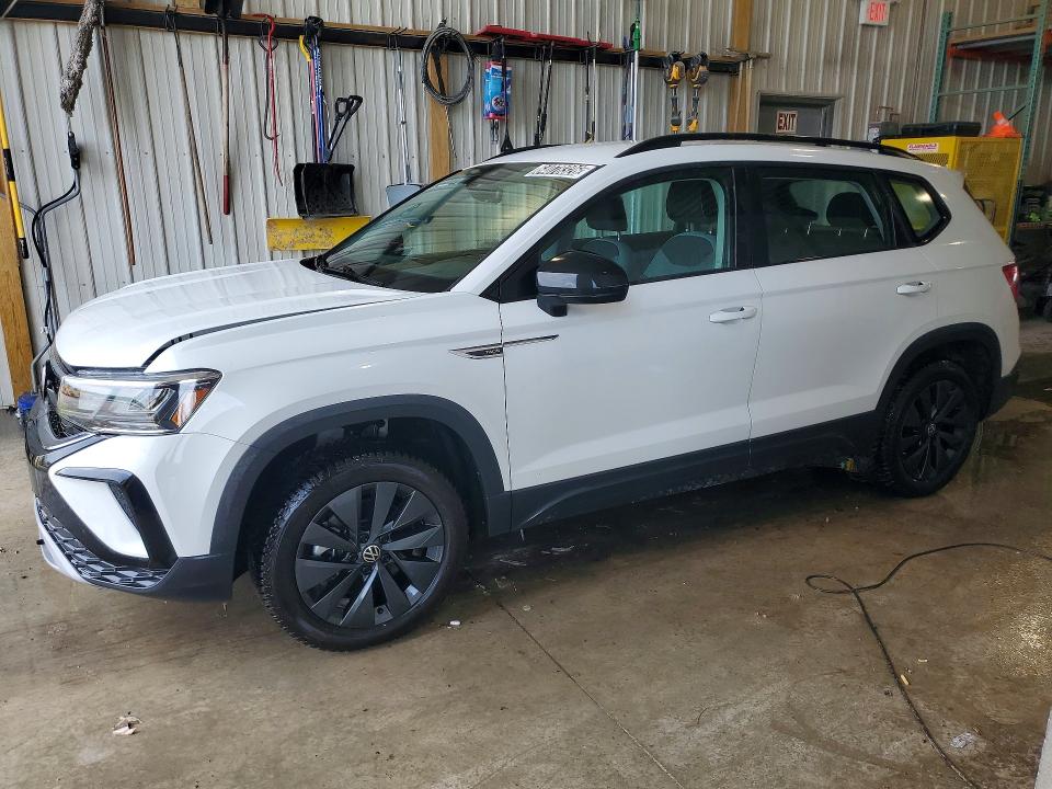 2024 Volkswagen Taos VIN 3VV5X7B24RM132182 — COPART salvage auction photo