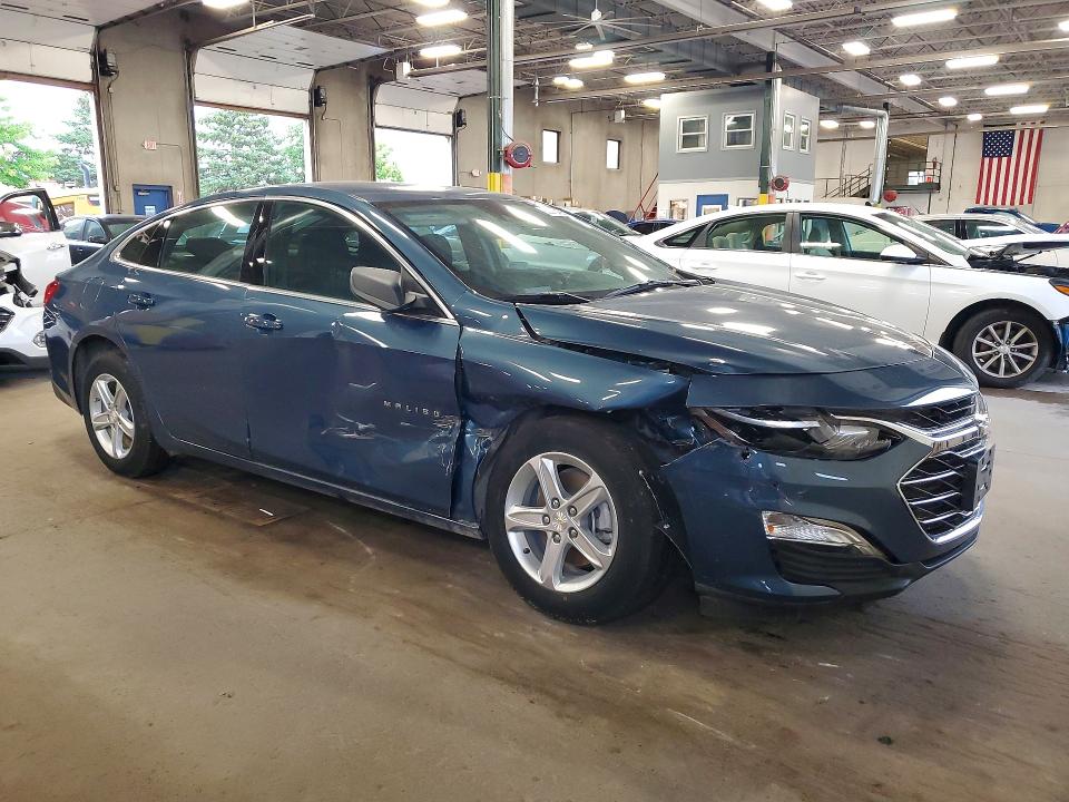2025 Chevrolet Malibu VIN 1G1ZC5ST8SF120334 COPART salvage auction — FRONT END, Mn - Certificate Of Title, sold $12,400 on 2026-08-20 (photo 4)