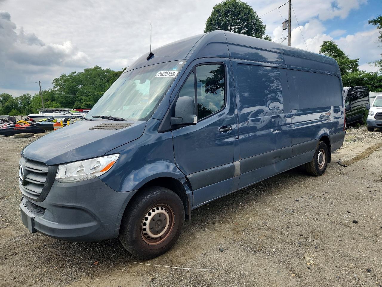 2019 Mercedes-Benz Sprinter VIN WD4PF1CD1KP131956 — COPART salvage auction photo
