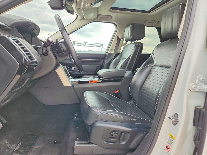 2018 Land rover Discovery VIN SALRT2RV3JA057421 COPART salvage auction — MINOR DENT/SCRATCHES, Salvage Title, sold $1,350 on 2026-09-18 (photo 7)