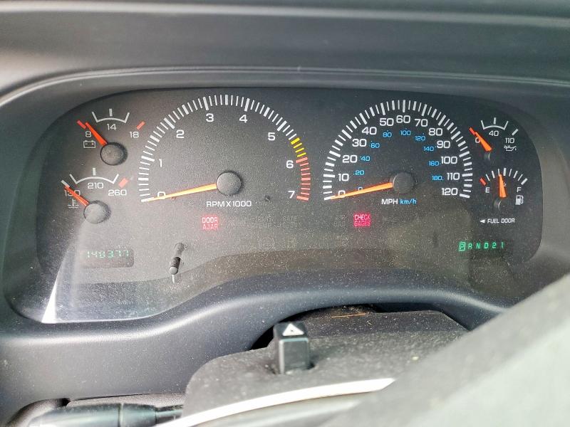 2000 Dodge Durango VIN 1B4HS28NXYF211513 COPART salvage auction — MINOR DENT/SCRATCHES, WA - VEHICLE CERT OF OWNERSHIP-TITL, sold $50 on 2026-08-31 (photo 9)