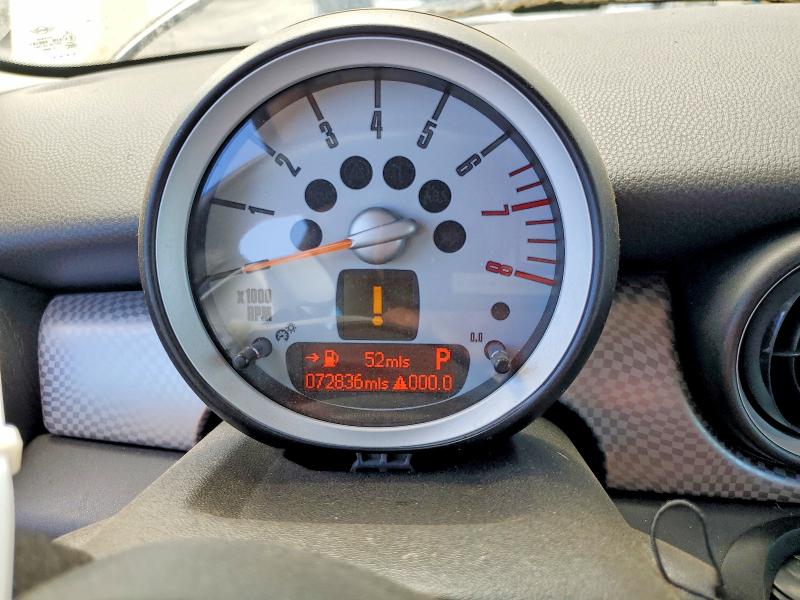 2010 Mini Cooper VIN WMWMF7C56ATZ73994 COPART salvage auction — MINOR DENT/SCRATCHES, CA - DIS/DLR/EXP ONLY CLEAN TITLE, sold $850 on 2026-10-02 (photo 9)