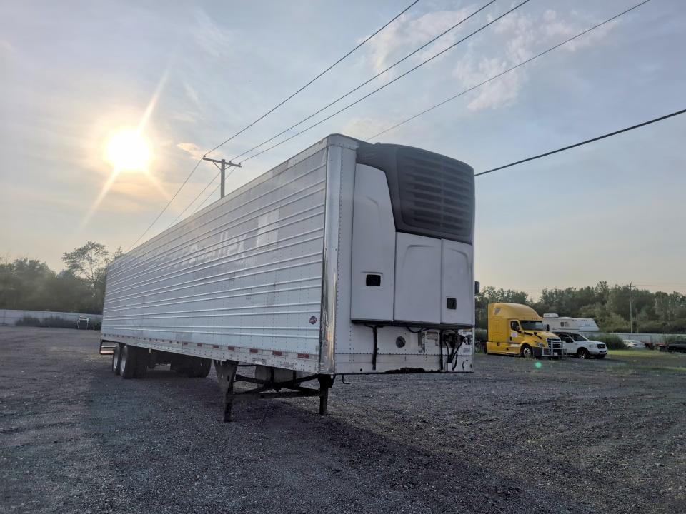 2017 Utility Vs2ra VIN 1UYVS253XHM922103 COPART salvage auction — MINOR DENT/SCRATCHES, IL - CERTIFICATE OF TITLE (P), sold $20,500 on 2026-09-22 (photo 1)