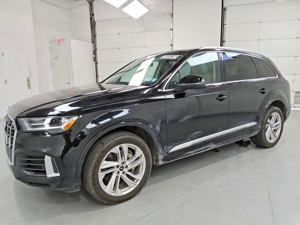 2021 Audi Q7 VIN WA1LXAF70MD017697 — COPART salvage auction photo