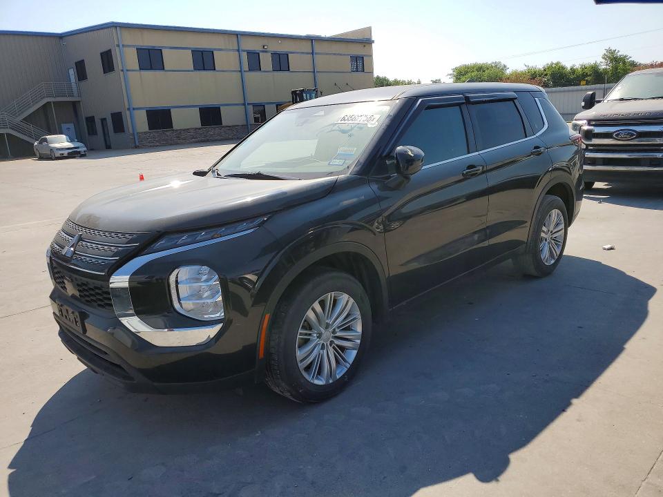 2022 Mitsubishi Outlander VIN JA4J3TA81NZ002757 COPART salvage auction — MINOR DENT/SCRATCHES, Tx - Certificate Of Title (P), sold $7,900 on 2026-08-19 (photo 1)