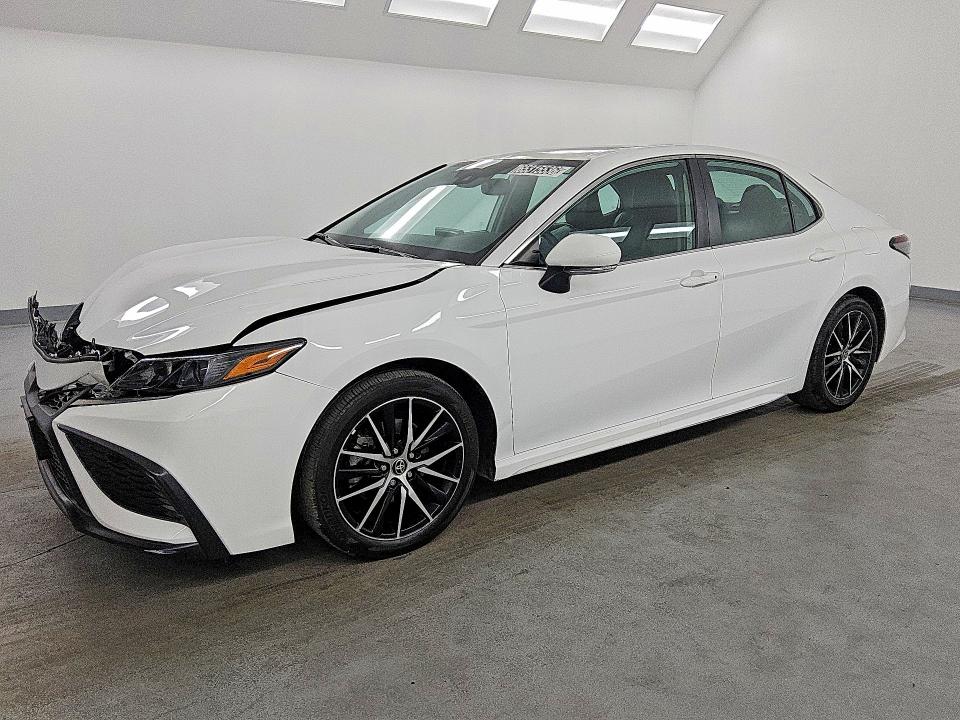 2023 Toyota Camry hybrid VIN 4T1S31AK9PU614078 — COPART salvage auction photo