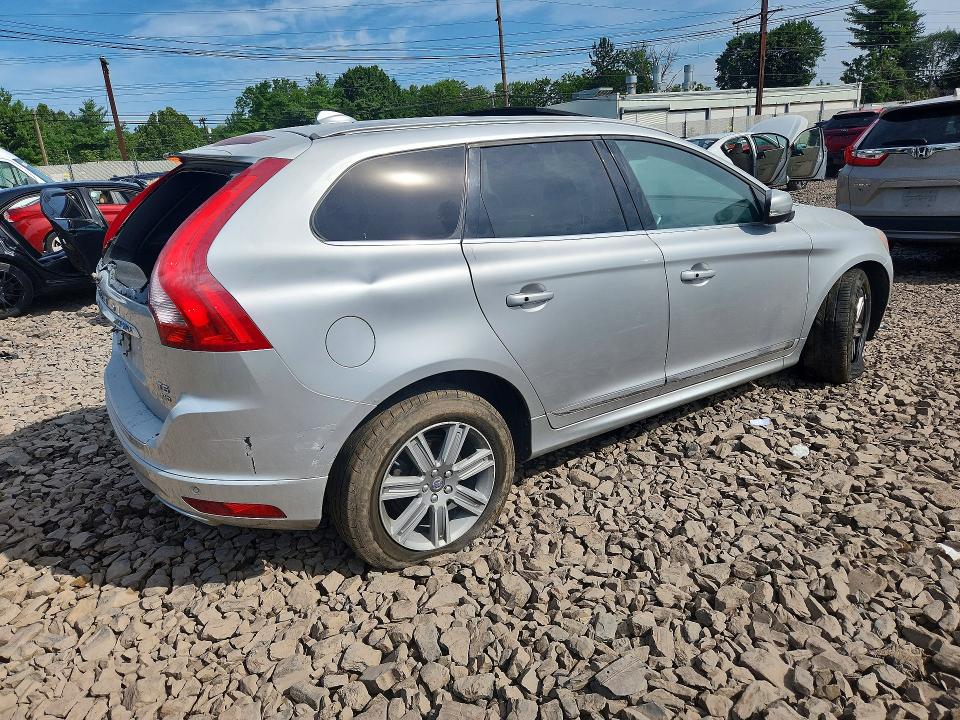 2017 Volvo Xc60 VIN YV440MRUXH2012703 COPART salvage auction — VANDALISM, Pa - Certificate Of Salvage, sold $1,600 on 2026-08-10 (photo 3)
