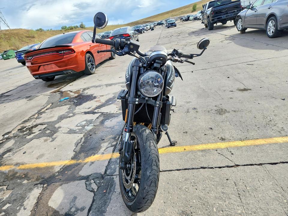 2024 Triumph motorcycle Trident 660 VIN SMTL10UL1RTBM7619 COPART salvage auction — FRONT END, CO - SALVAGE TITLE, sold $1,100 on 2026-09-14 (photo 2)