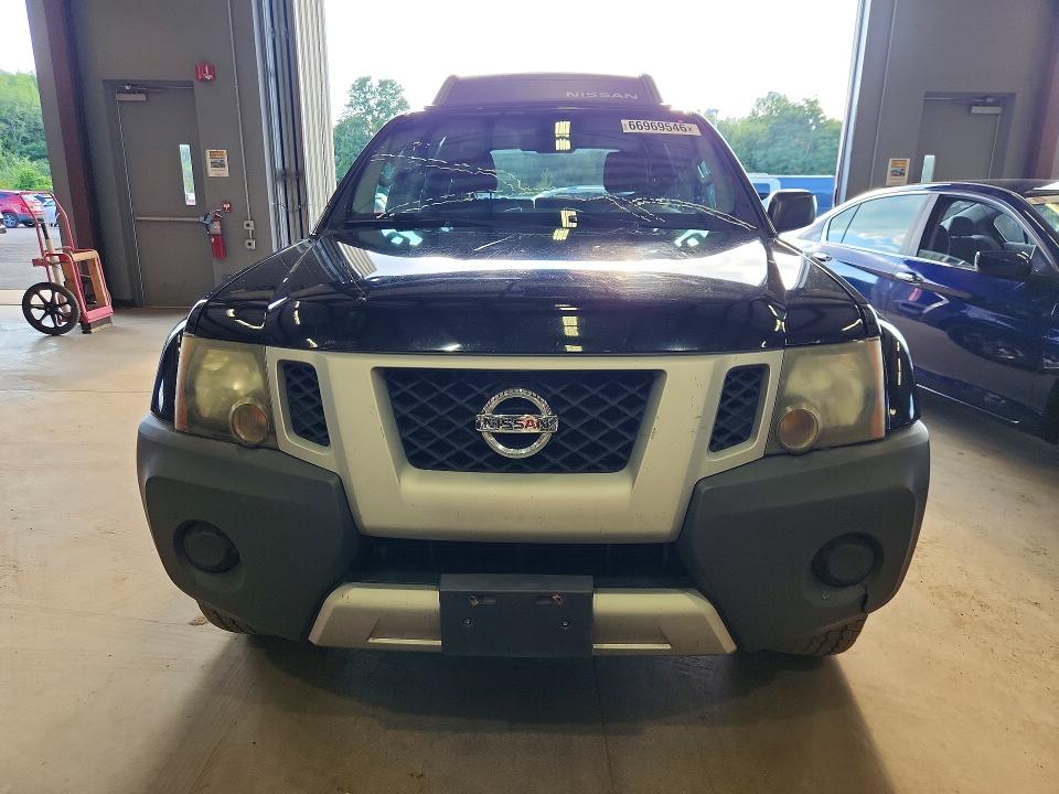 2013 Nissan Xterra VIN 5N1AN0NW3DN826414 COPART salvage auction — MINOR DENT/SCRATCHES, Nh - Certificate Of Title, sold $1,100 on 2026-09-23 (photo 5)