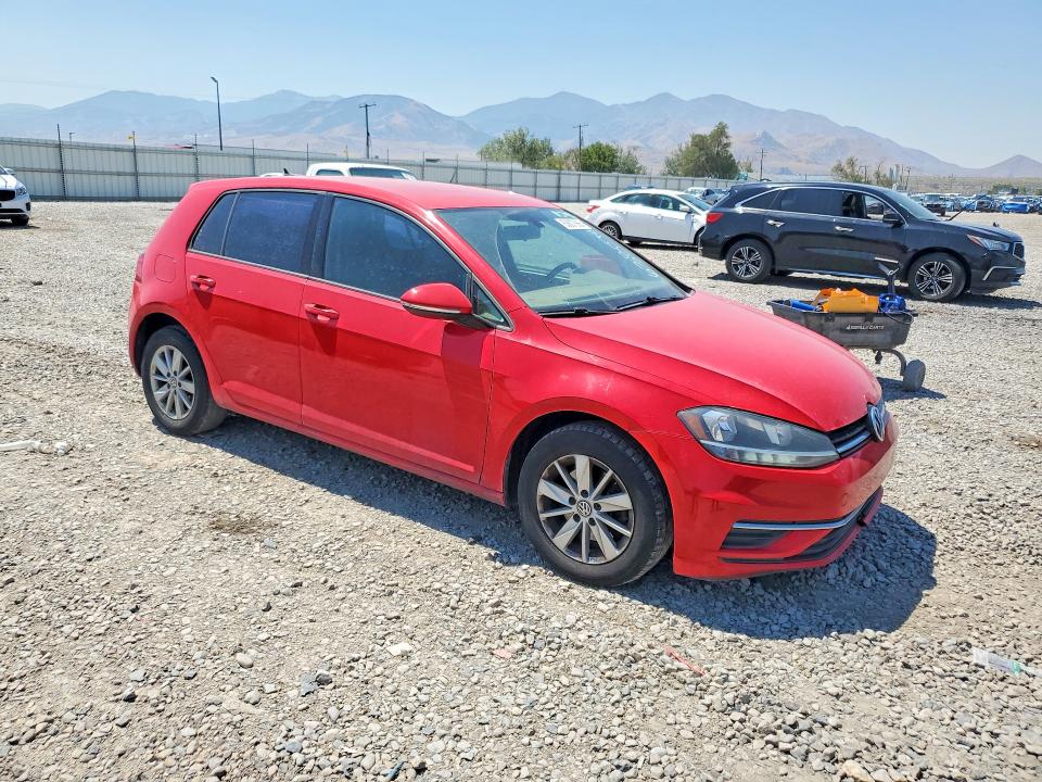 2018 Volkswagen Golf VIN 3VWG17AU0JM259959 COPART salvage auction — MINOR DENT/SCRATCHES, Salvage Title, sold $1,450 on 2026-08-07 (photo 4)