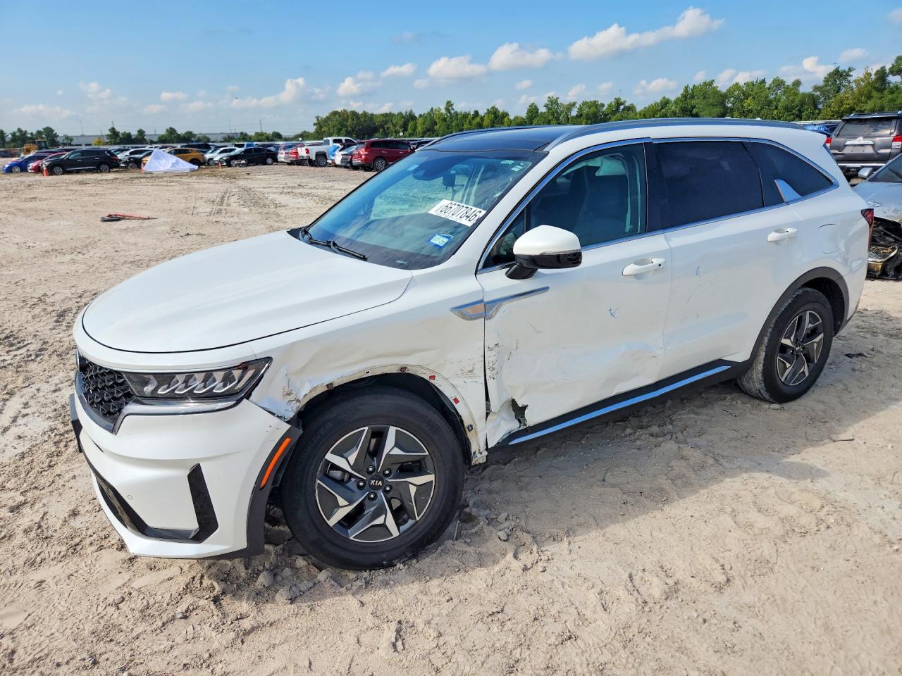 2021 Kia Sorento VIN KNDRH4LG5M5054354 — COPART salvage auction photo