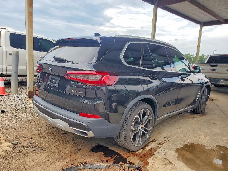 2022 BMW X5 VIN 5UXCR4C02N9K60522 COPART salvage auction — MINOR DENT/SCRATCHES, Fl - Certificate Of Title, sold $23,000 on 2026-09-25 (photo 3)