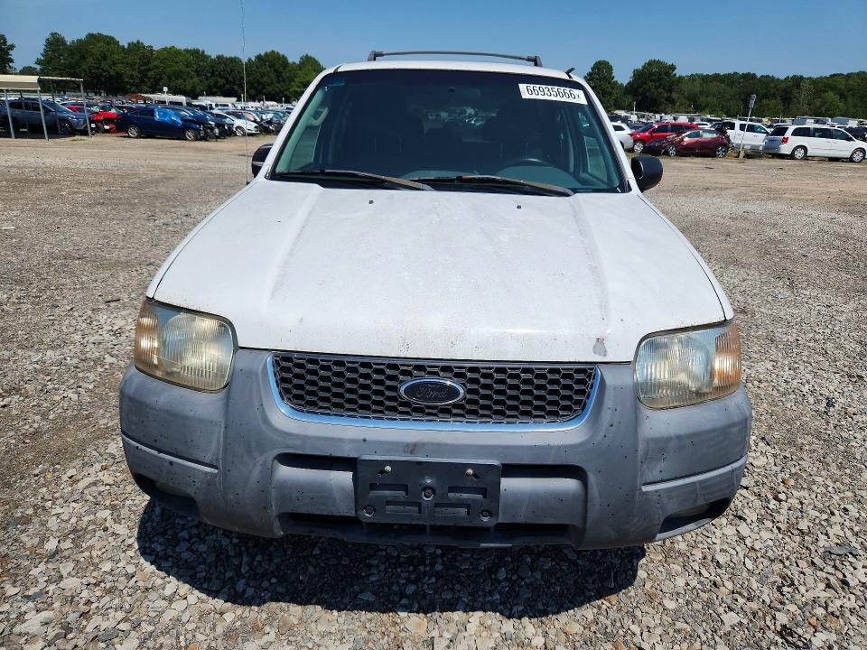 2003 Ford Escape VIN 1FMYU03103KE06067 COPART salvage auction — MECHANICAL, AR - CERTIFICATE OF TITLE (P), sold $150 on 2026-09-10 (photo 5)